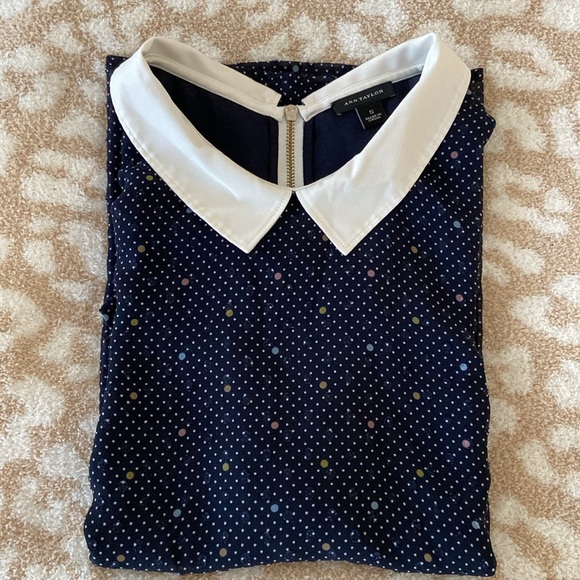 ANN TAYLOR: Size s, Color navy blue and color dots. Very good condition. - Picture 3 of 3
